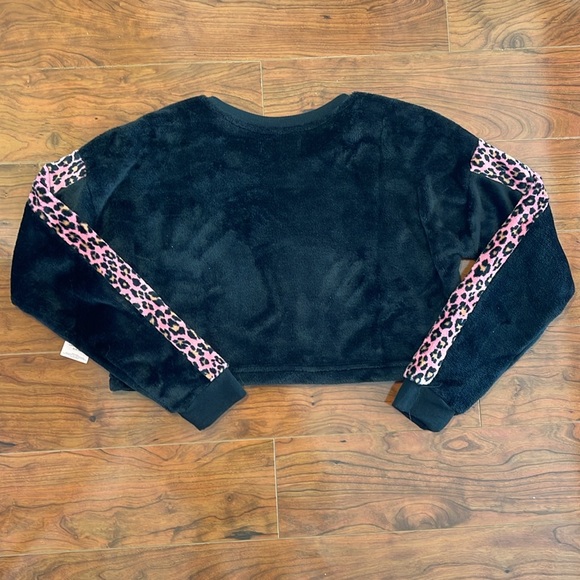 NWT Juicy Couture Black and Pink Fleece Cheetah Print Cropped Long Sleeve Shirt - Picture 8 of 9
